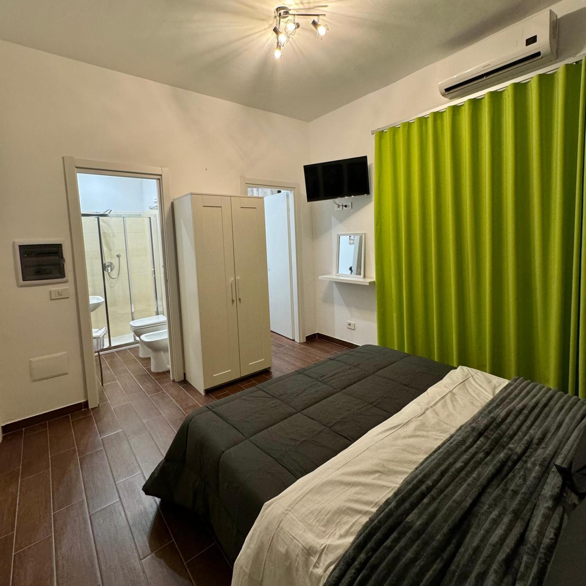 مبيت وإفطار ريجّو دي كالابريا Enotria Bnb المظهر الخارجي الصورة